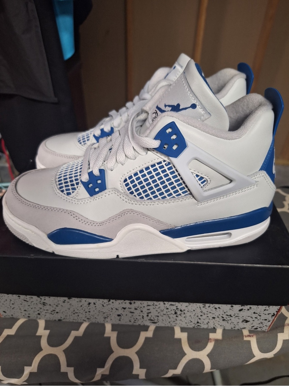 Jordan Air Jordan 4 Retro GS - Off White and Military Blue